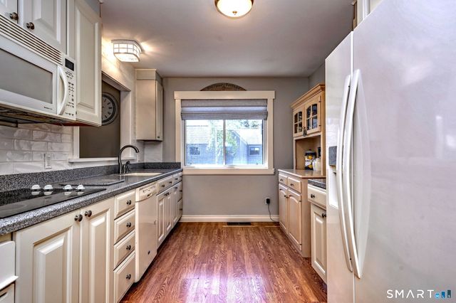 96 Seminole Lane A, Stratford, CT 06614