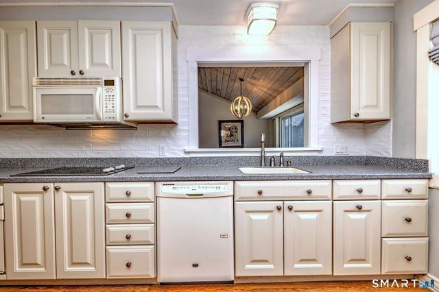 96 Seminole Lane A, Stratford, CT 06614