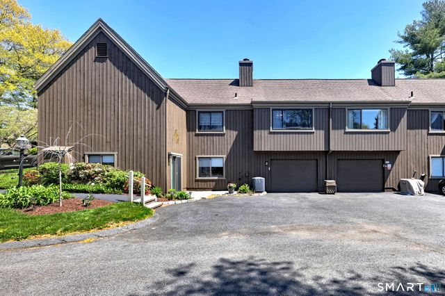 96 Seminole Lane A, Stratford, CT 06614