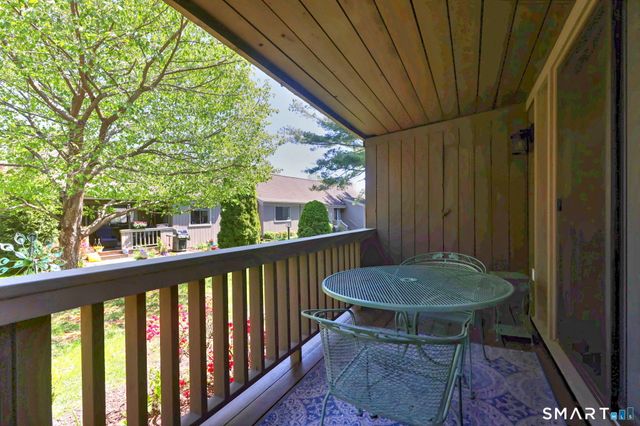 96 Seminole Lane A, Stratford, CT 06614