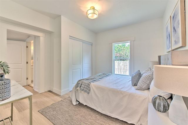 808 7TH STREET N, St Petersburg, FL 33701