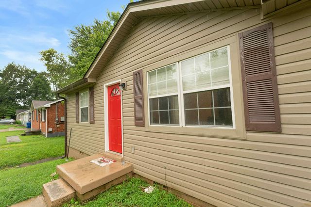 1554 Cherry Tree Dr, Clarksville, TN 37042