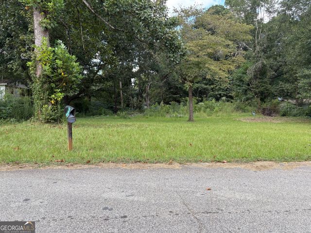 175 Highland Circle, Stockbridge, GA 30281