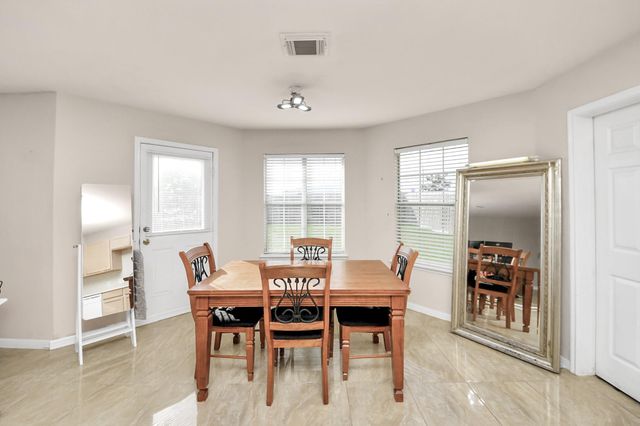 6214 Cottage Stream Lane, Spring, TX 77379