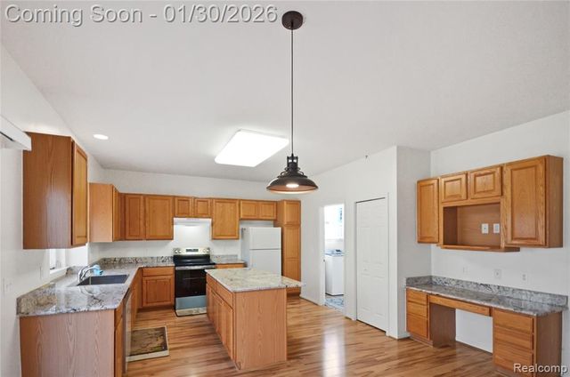 34376 Giannetti Drive, Sterling Heights, MI 48312