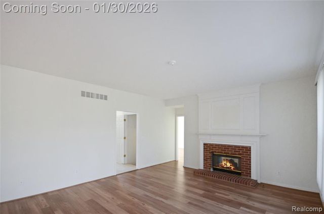 34376 Giannetti Drive, Sterling Heights, MI 48312