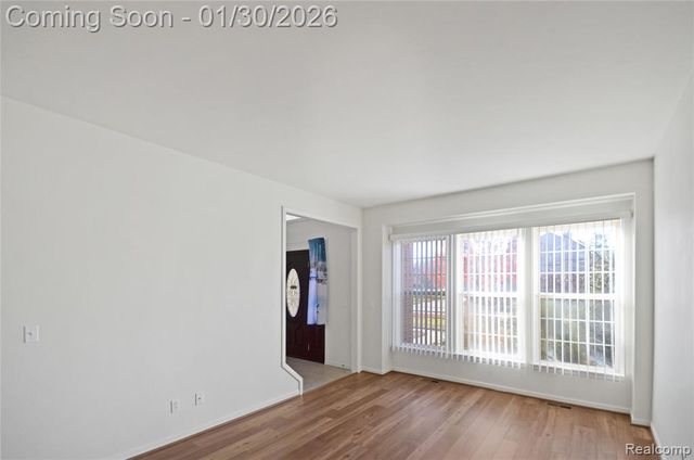 34376 Giannetti Drive, Sterling Heights, MI 48312