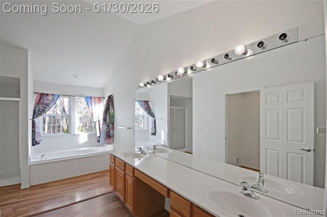 34376 Giannetti Drive, Sterling Heights, MI 48312