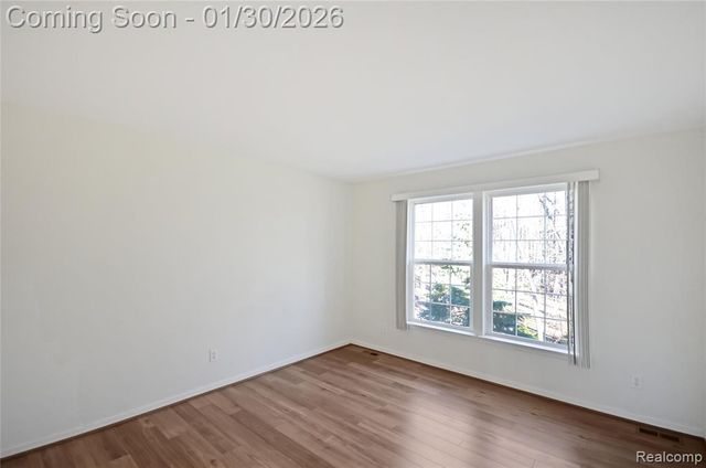 34376 Giannetti Drive, Sterling Heights, MI 48312