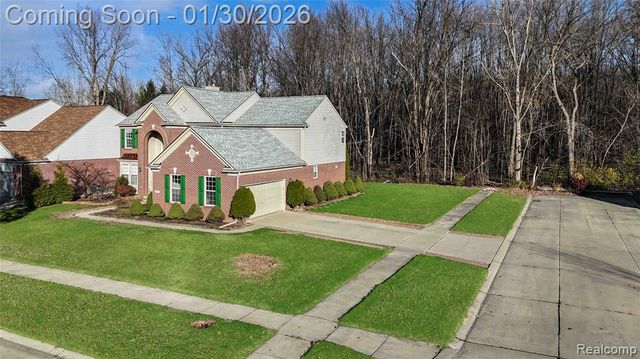 34376 Giannetti Drive, Sterling Heights, MI 48312