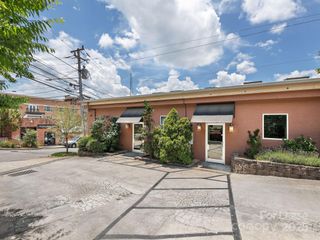 183 Bartlett Street 120, Asheville, NC 28801