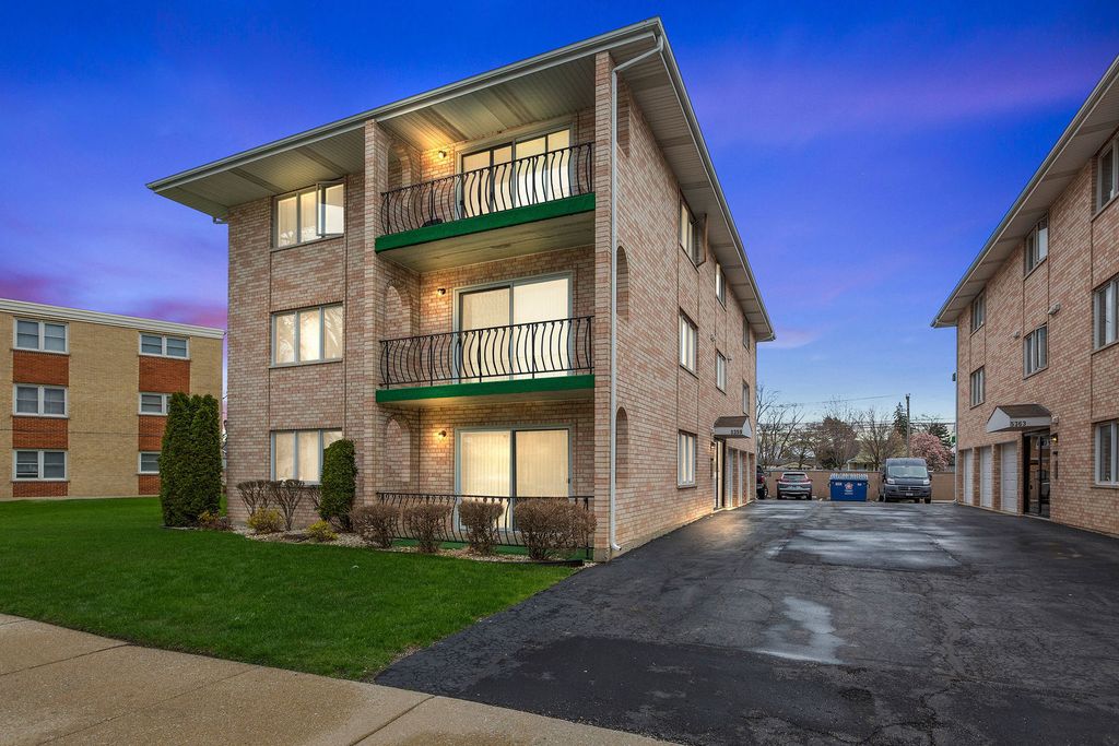 5359 Edison Avenue 2N, Oak Lawn, IL 60453