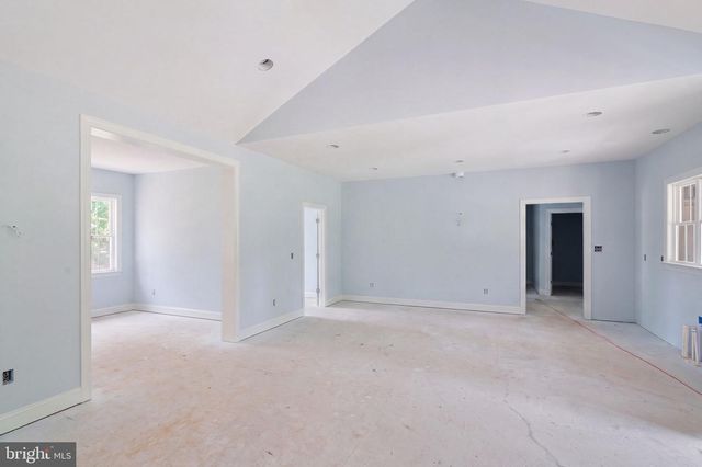 38 DAHLIA LN, Fredericksburg, VA 22406