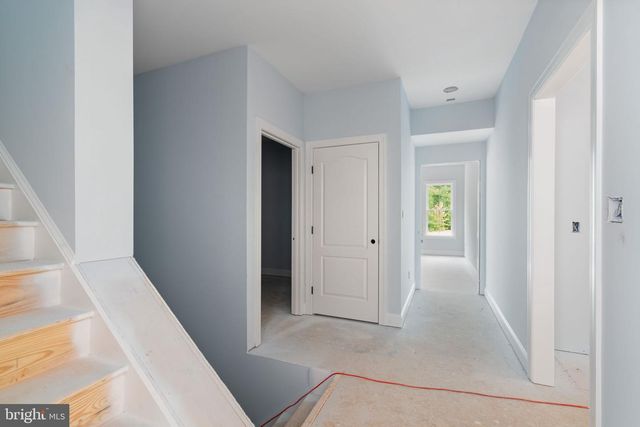 38 DAHLIA LN, Fredericksburg, VA 22406
