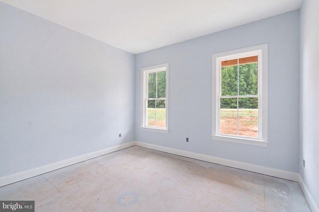 38 DAHLIA LN, Fredericksburg, VA 22406