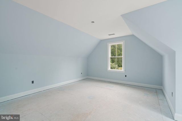 38 DAHLIA LN, Fredericksburg, VA 22406