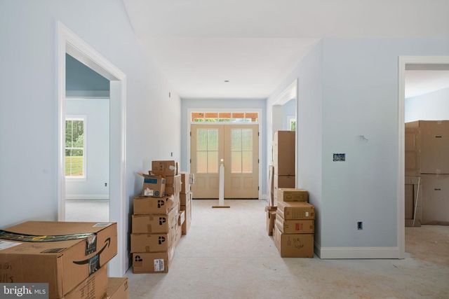 38 DAHLIA LN, Fredericksburg, VA 22406