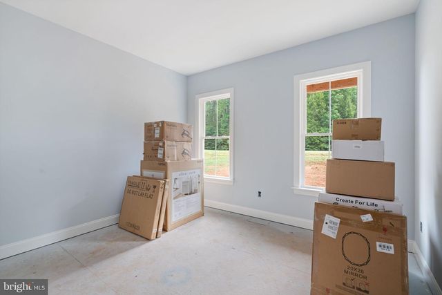 38 DAHLIA LN, Fredericksburg, VA 22406