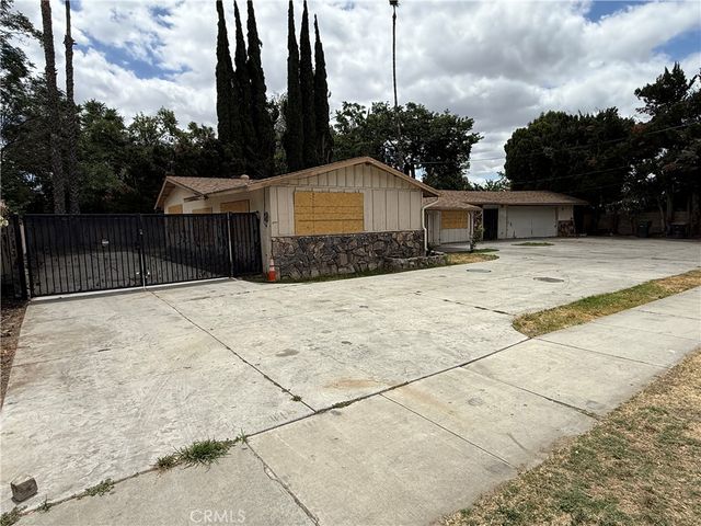 1810 Rivera, Riverside, CA 92501