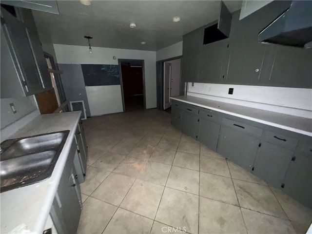 1810 Rivera, Riverside, CA 92501