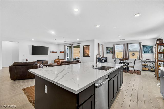 6134 Avery Pointe Street, Las Vegas, NV 89166