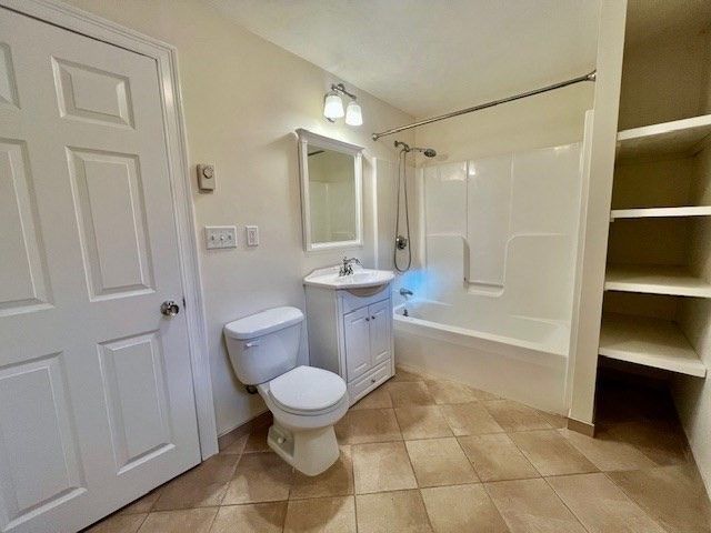 93 W Emerson St 100, Melrose, MA 02176