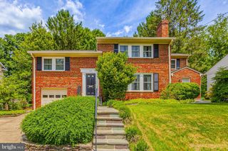 7607 MARYKNOLL AVE, Bethesda, MD 20817
