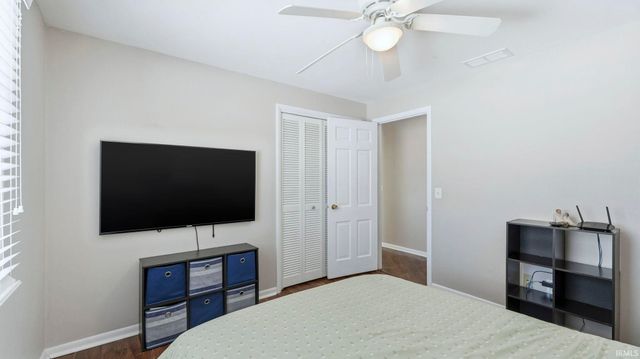 2000 Dieringer Drive, Huntington, IN 46750