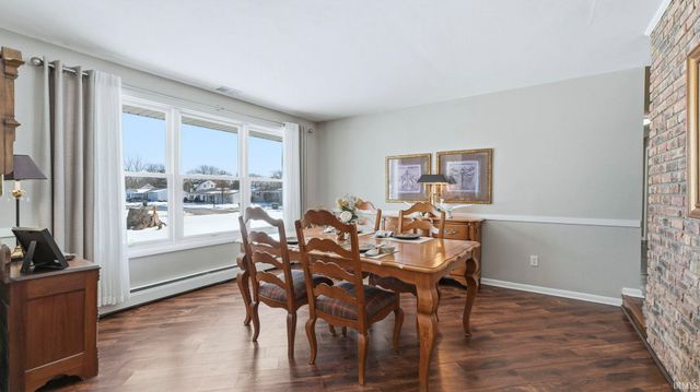 2000 Dieringer Drive, Huntington, IN 46750