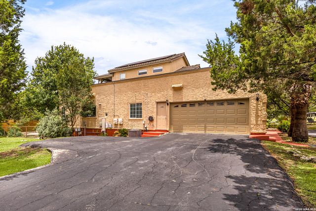 1197 Stirrup, Spring Branch, TX 78070