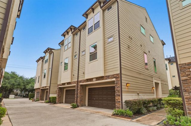 2411 Beall Street, Houston, TX 77008