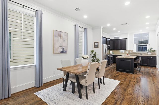 2411 Beall Street, Houston, TX 77008