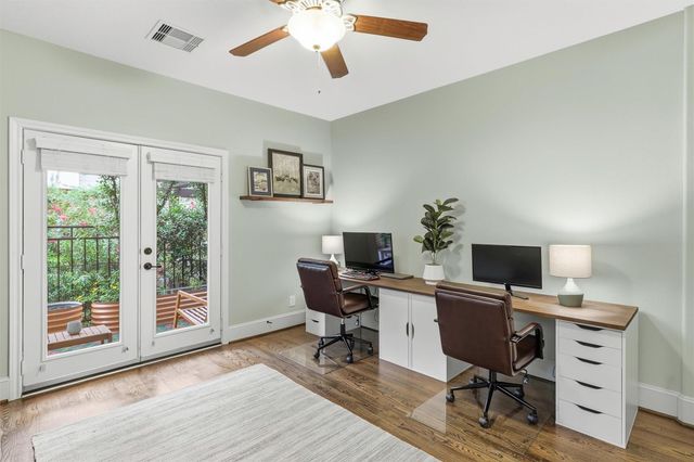 2411 Beall Street, Houston, TX 77008