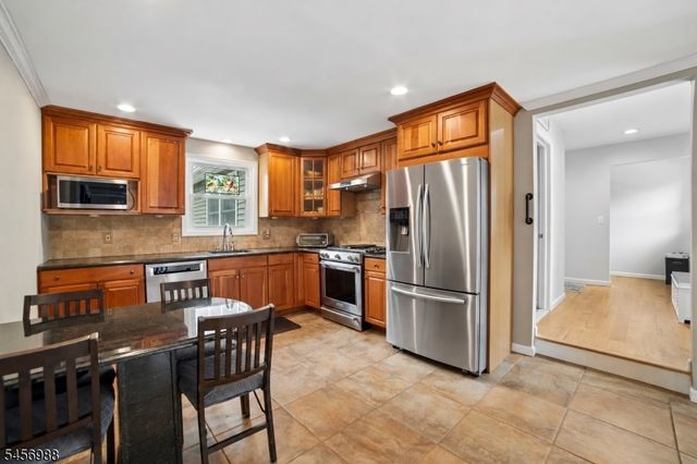 41 Forest Ter, Wayne Twp., NJ 07470