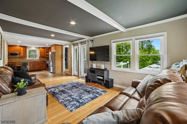 41 Forest Ter, Wayne Twp., NJ 07470