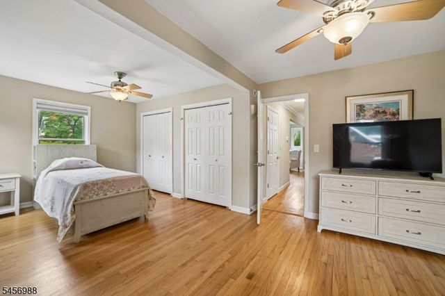 41 Forest Ter, Wayne Twp., NJ 07470