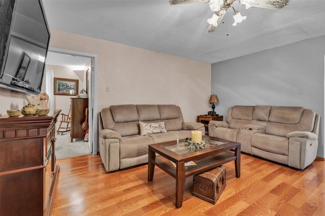 19 Page Street, Hurst, TX 76053