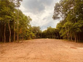 5 Granshire Lane, Bella Vista, AR 72714