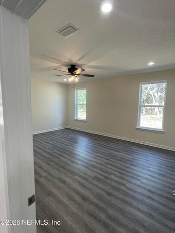 7550 MONONGAHELA Avenue, Keystone Heights, FL 32656