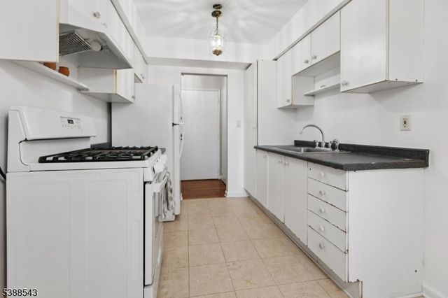 56 Stonehurst Blvd C, Freehold Twp., NJ 07728