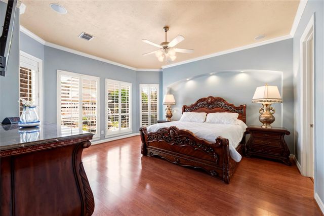 8106 Hollowhaven Court, Houston, TX 77095