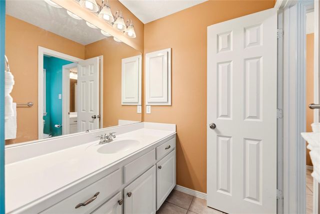 8106 Hollowhaven Court, Houston, TX 77095