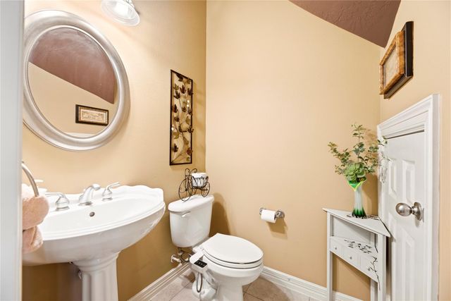 8106 Hollowhaven Court, Houston, TX 77095