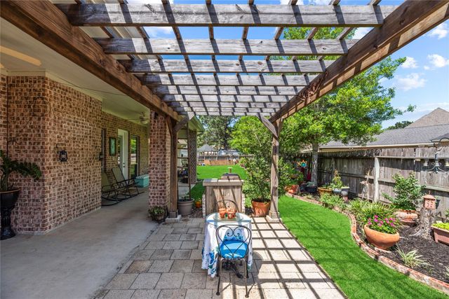 8106 Hollowhaven Court, Houston, TX 77095