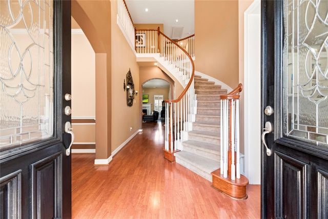 8106 Hollowhaven Court, Houston, TX 77095