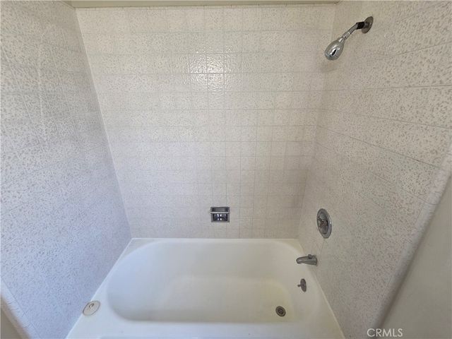 519 S Columbus Avenue, Glendale, CA 91204