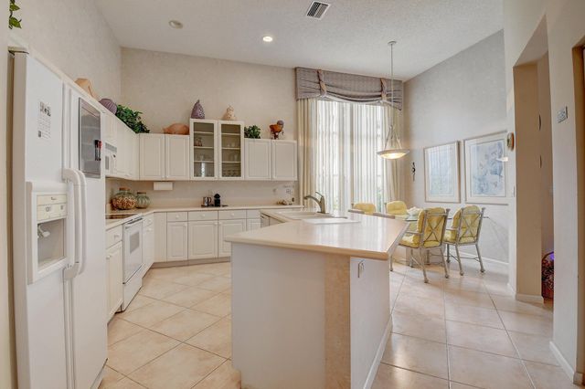 7725 Rockford Road, Boynton Beach, FL 33472