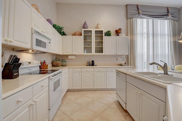 7725 Rockford Road, Boynton Beach, FL 33472
