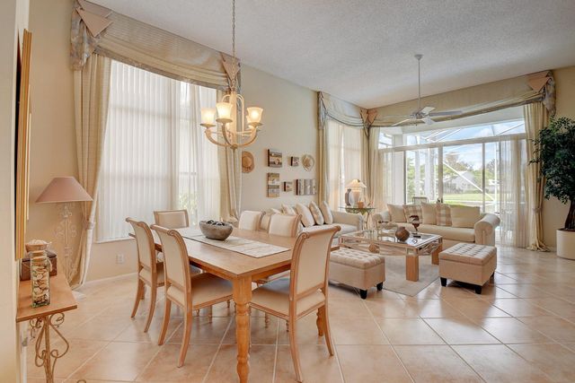 7725 Rockford Road, Boynton Beach, FL 33472