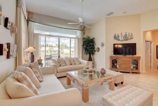 7725 Rockford Road, Boynton Beach, FL 33472